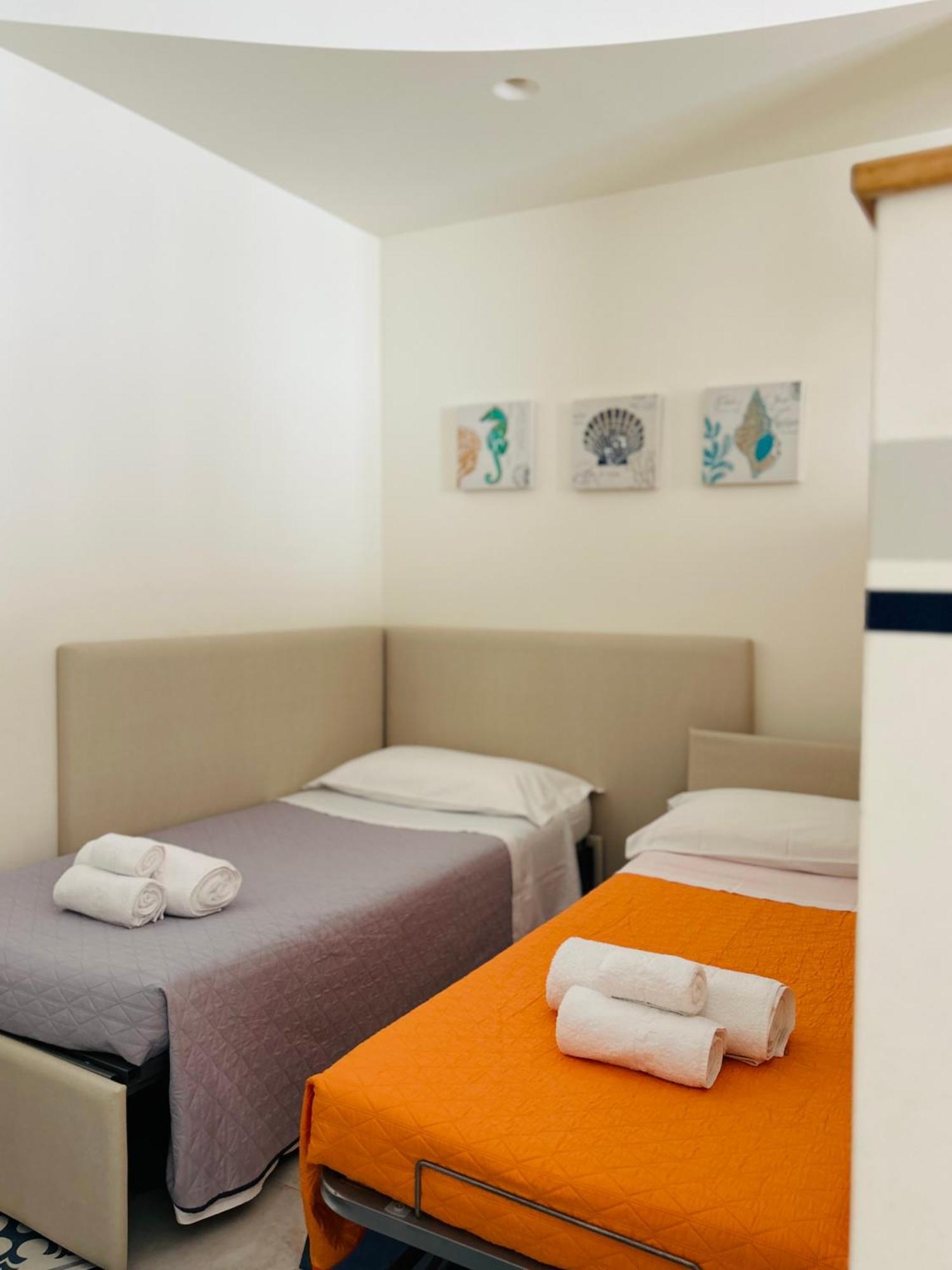 B&B Casa Di Emma 포르토 세자레오 외부 사진